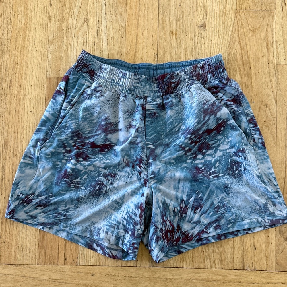 Lululemon Shorts small